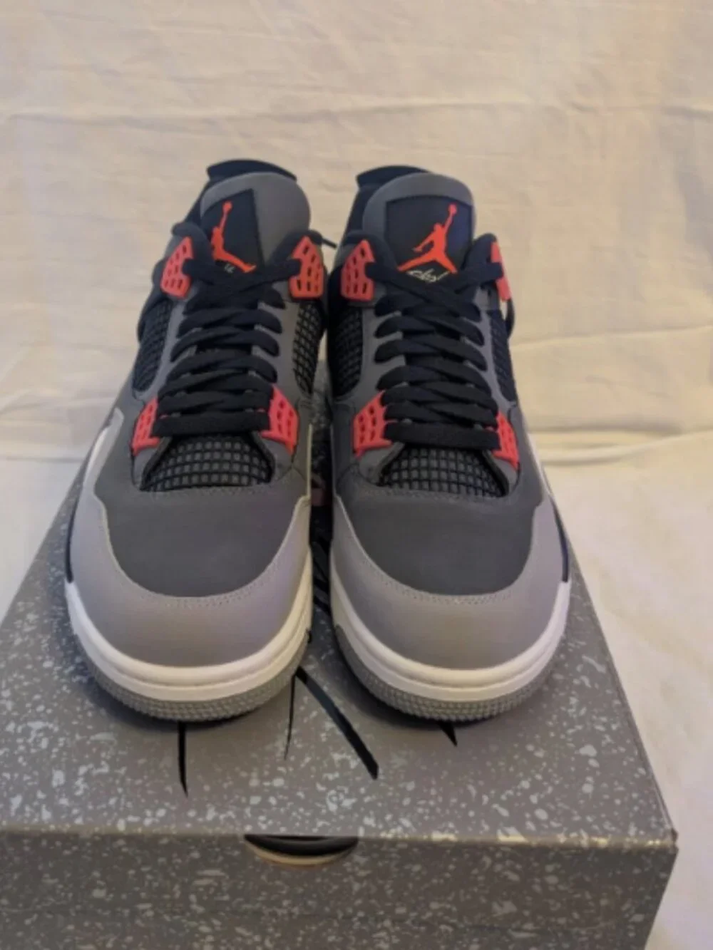 Jordan 4 Retro Mid Infrared